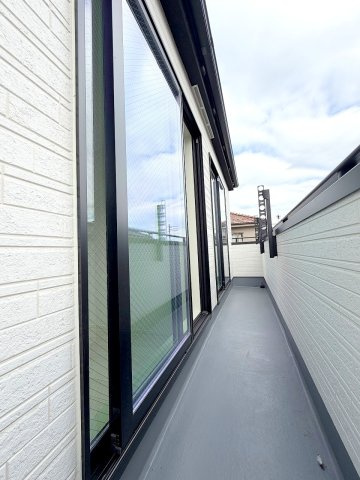 昭島市福島町3丁目　新築戸建　全3棟のバルコニー
