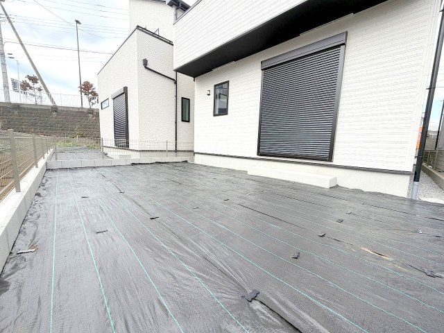 昭島市福島町3丁目　新築戸建　全3棟の庭