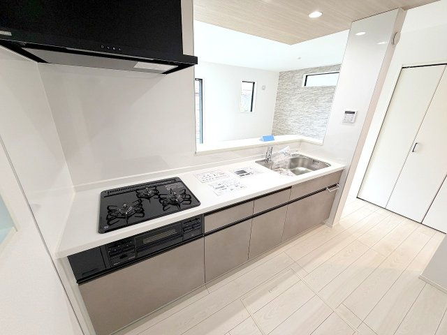 昭島市福島町3丁目　新築戸建　全3棟のキッチン