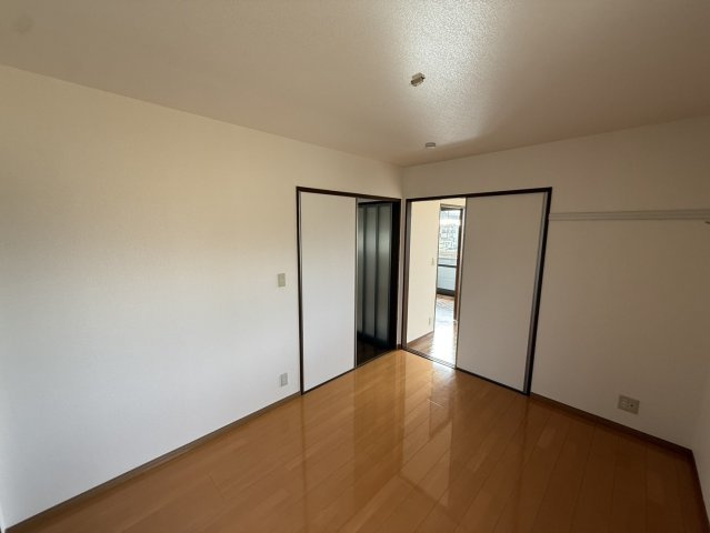 ドエル金勝寺　Bの居間・リビング