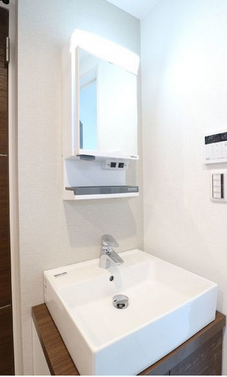 【洗面所】