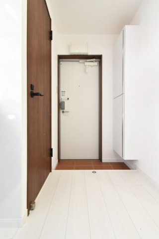 グランクオール大島の玄関|別号室イメージの為、現状を優先致します。