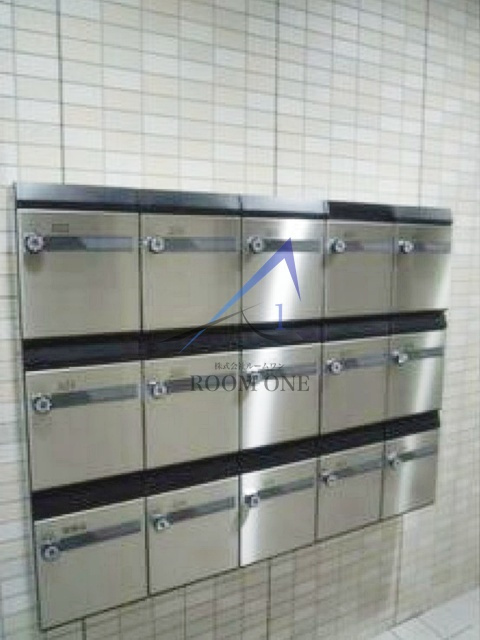 第二アルレ堀之内のその他共用部分|集合ポストです。