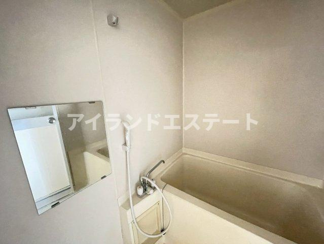 Kハウス駒沢　駅近　最上階　3方向角部屋の浴室
