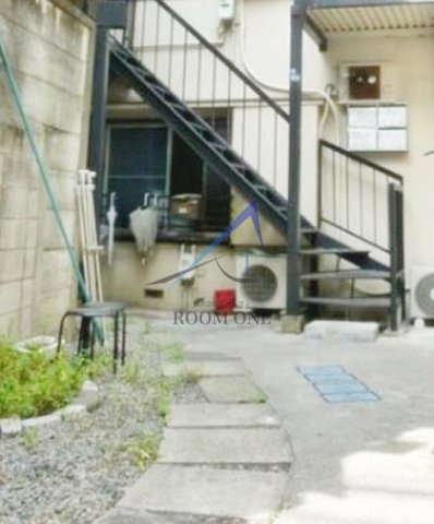 高野荘のエントランス|エントランスです。