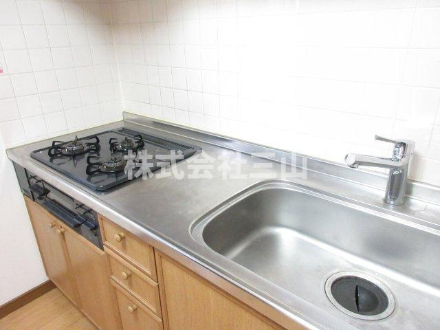 フェニックスカネヨ平和台のキッチン