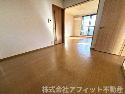 【居間・リビング】 | エスポワール曙　A | LDK13帖