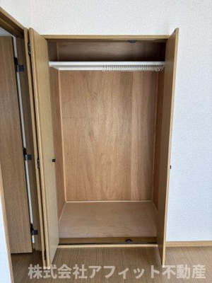 【収納】 | エスポワール曙　A | 洋室6帖の収納