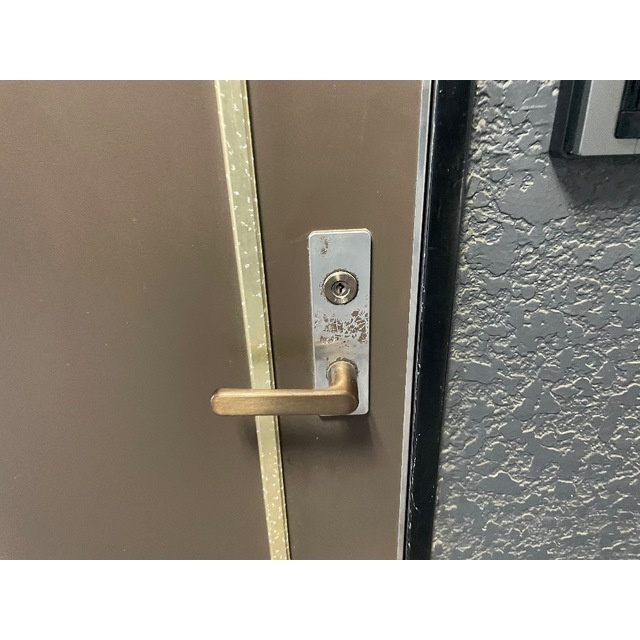 ソリッドリファイン成増の玄関