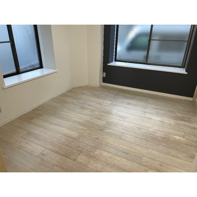 ソリッドリファイン成増の居間・リビング