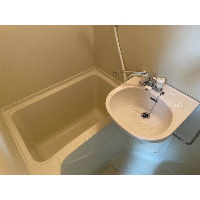 ソリッドリファイン成増の浴室