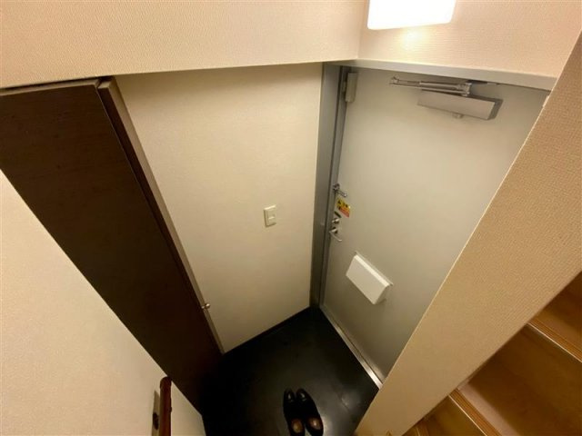 レオネクスト那由多の玄関