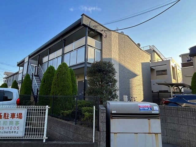 レオパレスやすらぎの外観