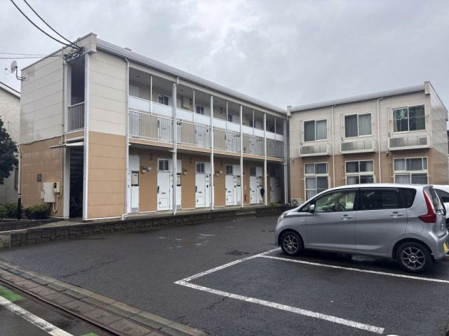 レオパレススリムガーデンの外観