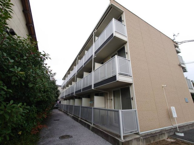 レオパレス中宗岡ドゥーエの外観