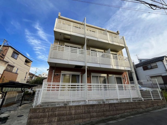 レオネクスト彰の外観