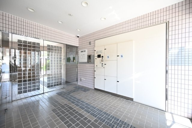 ウィンベルデュエット上板橋第３のエントランス