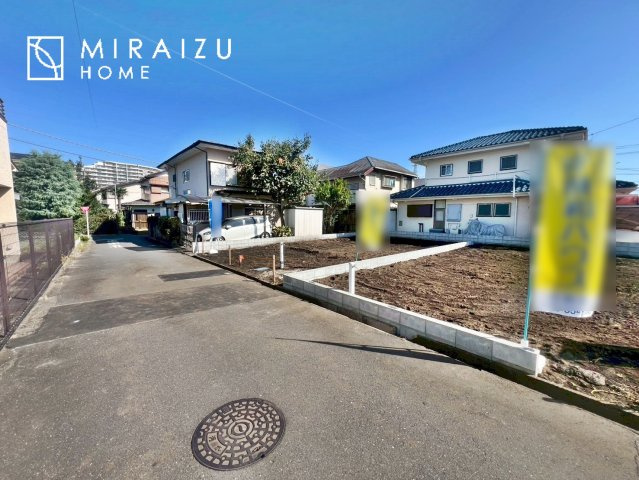 【外観】 | 陽の光をたっぷりと浴びながら気持ち良く生活が出来ます。夢のマイホーム、夢ではなく実現出来ます！見学・ご相談等、お気軽にご連絡下さい。
