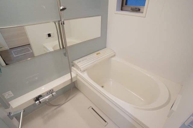 シャーメゾン　エム・アイ・ケイ宝塚の浴室