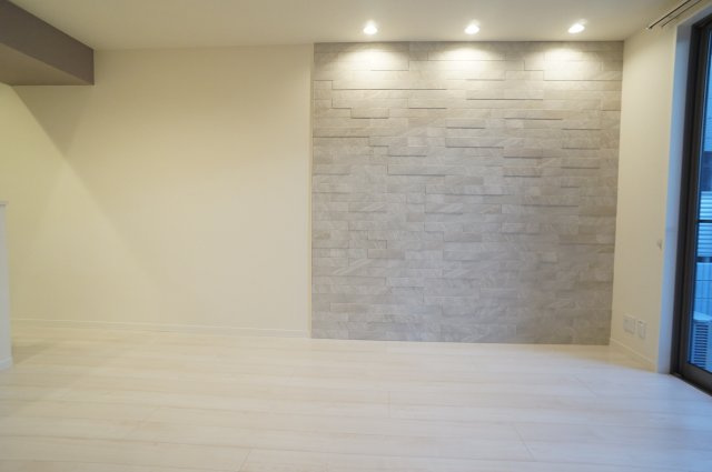 シャーメゾン　エム・アイ・ケイ宝塚の内装