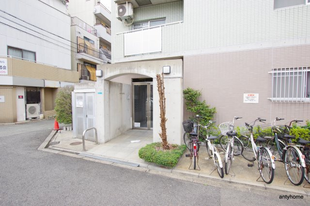 メゾンエトワル　仲介手数料無料のエントランス