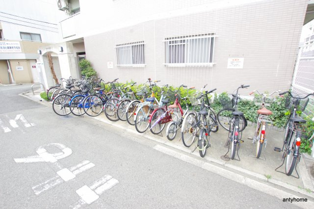 メゾンエトワル　仲介手数料無料の駐車場