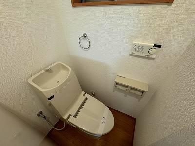 フォレストステージ上高田 のトイレ