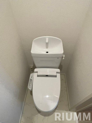 【トイレ】 | アールプレイス東新宿（R・プレイス東新宿）