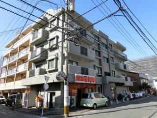 エステートYMⅡの外観