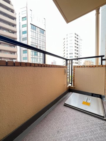【バルコニー】