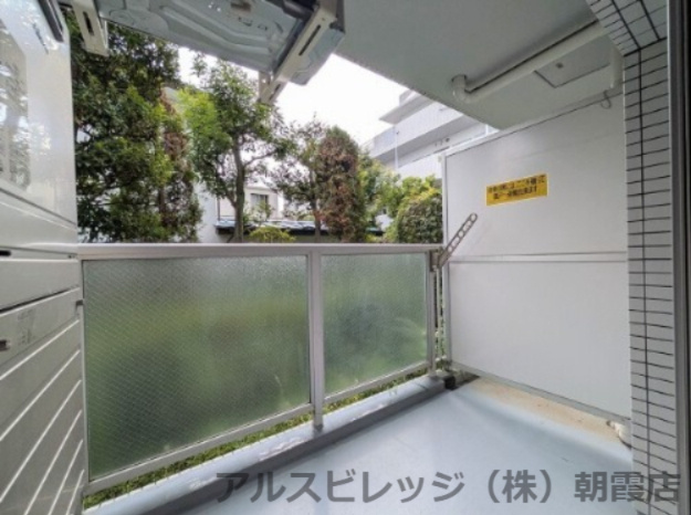 東建ニューハイツ成増のバルコニー