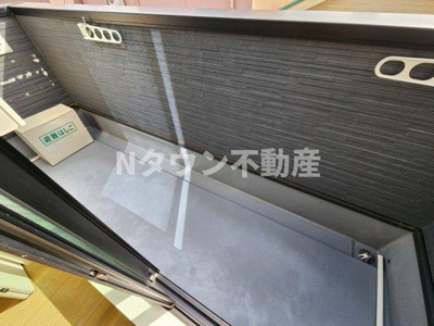 【バルコニー】 | Eden(エデン) | 外からの目が気にならないバルコニーで洗濯物が干せます