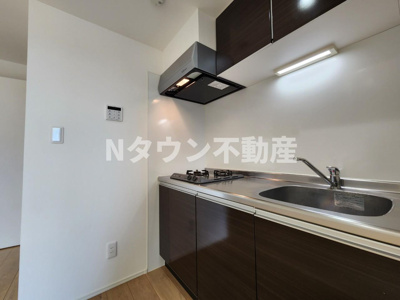 【キッチン】 | Eden(エデン) | キッチンでお料理をお楽しみください