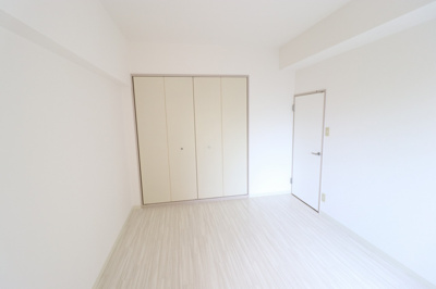 【洋室】 | レーゼン・ハイムⅡ