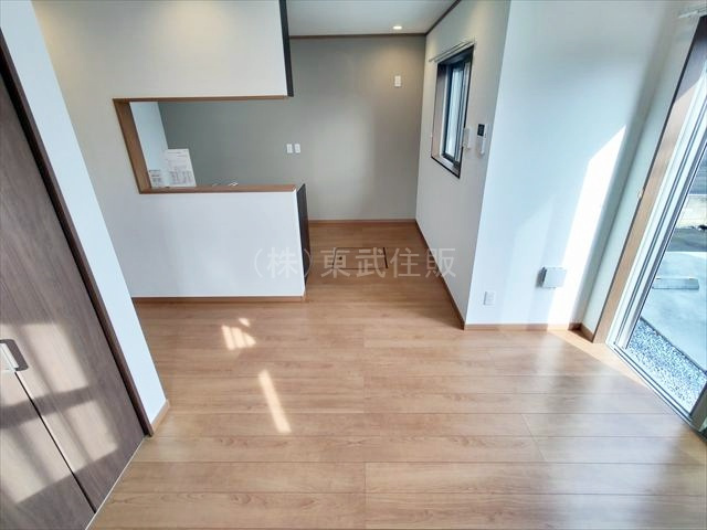 【居間・リビング】 | 川島町上伊草 | ご家族が集まるリビングは11.84帖の広さです