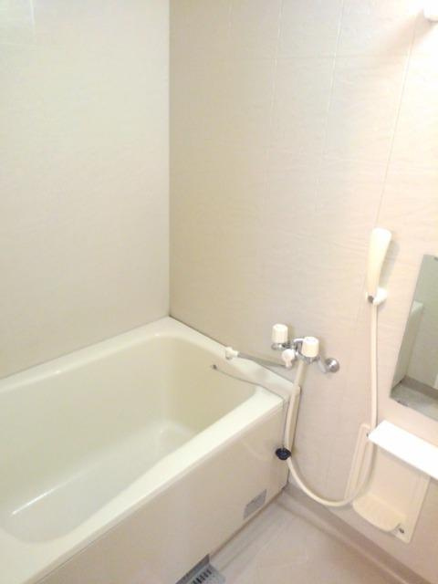 フラワ－ポ－ト　Ａの浴室|バス