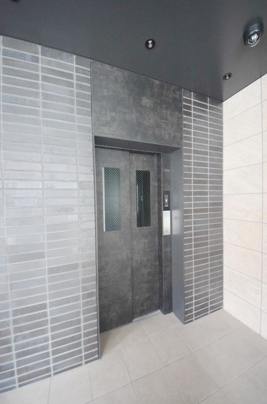 市ヶ谷仲之町ヒルズ　ウイング：South棟のエントランス|市ヶ谷仲之町ヒルズ　ウイング：South棟