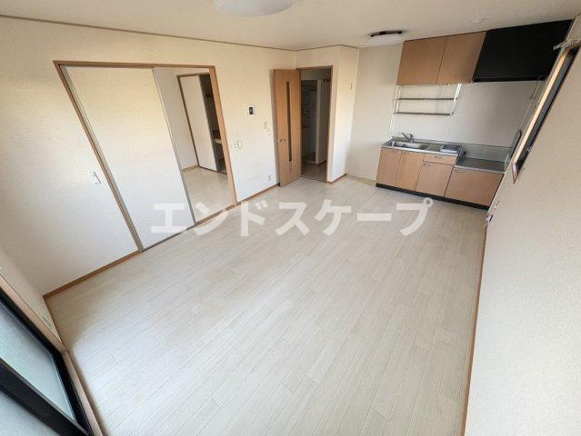 サンモールの居間・リビング|高崎、前橋のお部屋探しはエンドスケープまで！お客様の理想お聞かせ下さい♪