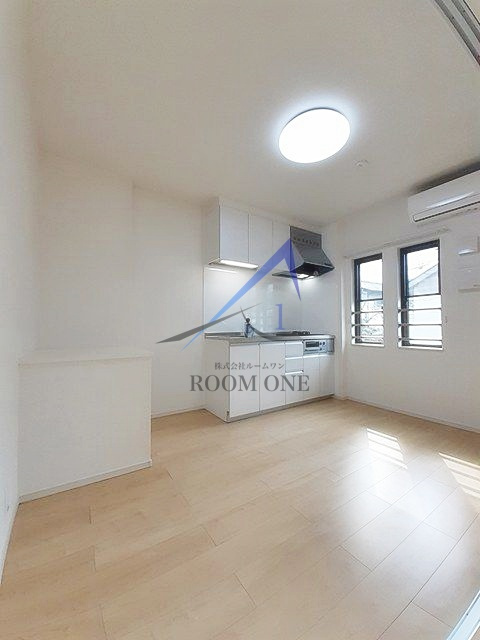 オリーブ　タウンⅡの居間・リビング|洋室のお部屋です。