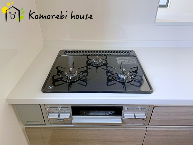 さいたま市大宮区上小町　1期　新築一戸建て　クラフトピット　03のキッチン|きれいなキッチンです