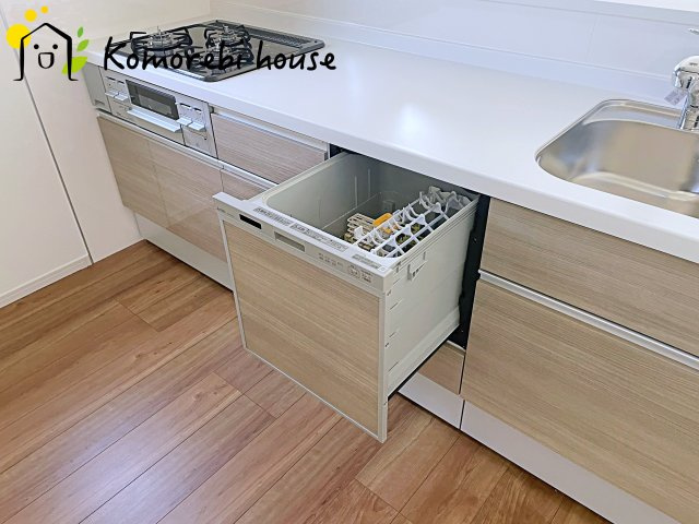 さいたま市大宮区上小町　1期　新築一戸建て　クラフトピット　03のキッチン|コンパクトなキッチンで掃除もラクラク