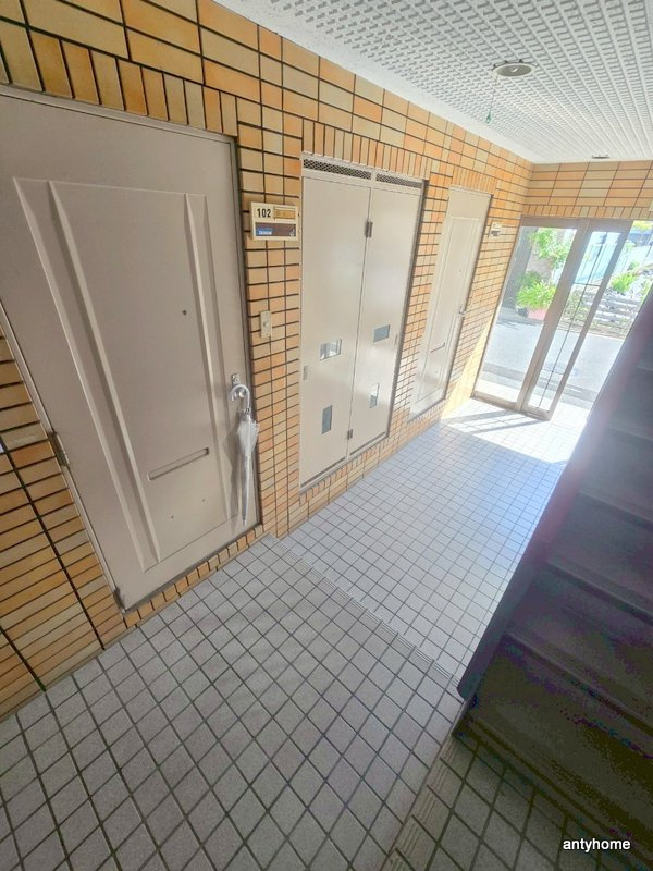 マンション常磐　仲介手数料無料のロビー
