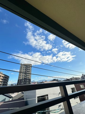 ジェネシス竹下の展望