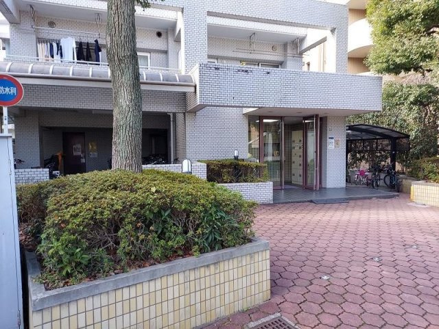 コスモ旗の台のエントランス