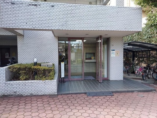 コスモ旗の台のエントランス