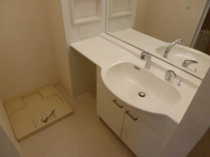 ローズガーデンＳの独立洗面台