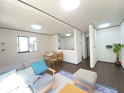 【居間・リビング】 | 那覇市具志（全7棟）D号棟 | D号棟　LDK17.5帖♪フリーコーナー付き♪