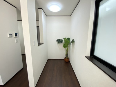 【居間・リビング】 | 那覇市具志（全7棟）D号棟 | D号棟　LDK17.5帖♪フリーコーナー付き♪