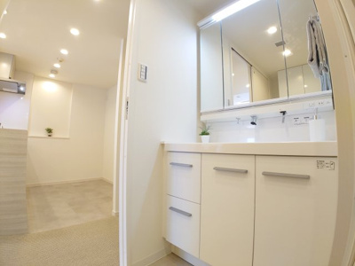 【独立洗面台】