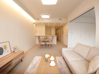 【居間・リビング】